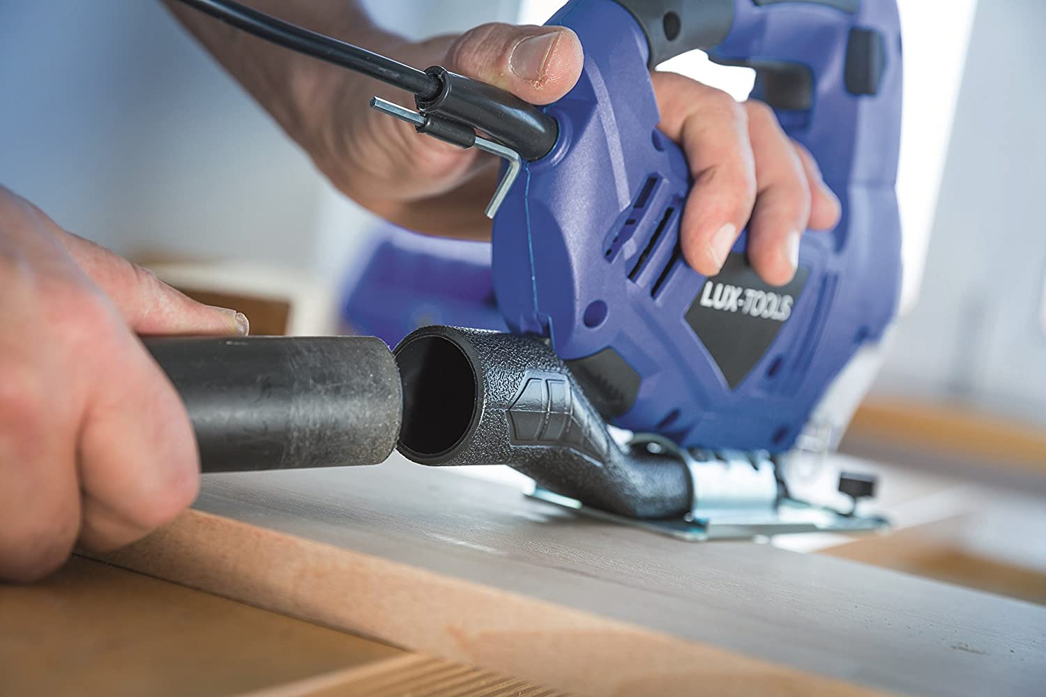 GALAX PRO Stichsäge 400W - Mit 3000 U/min & ±45° Winkelschnitt